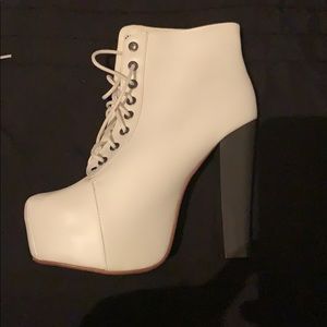 Women shoes
